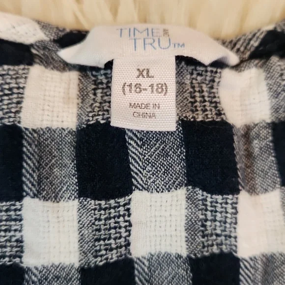 Time And Tru Navy Blue Check Tank Top - Picture 3 of 4